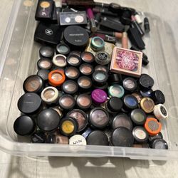 M.A.C. Eyeshadows Cosmetics 