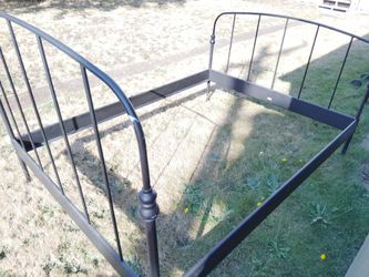 Queen size metal bed frame