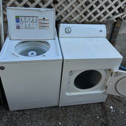WASHER AND DRYER WHIRLPOOL 