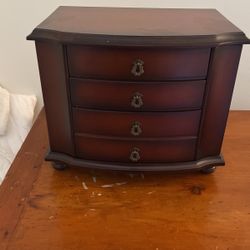 Mahogany Jewelry Chest