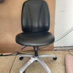 Black Leather Office Chair