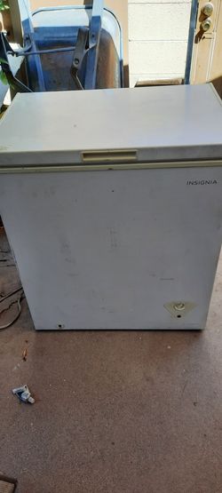 Mini Freezer....5 cuf