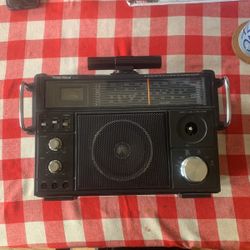 Radio shack Radio