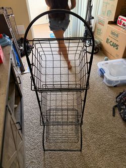 Hanging storage