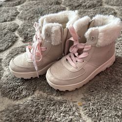 Carter’s Boots sz 12