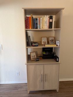 Bookshelf