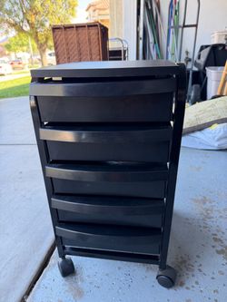 Short drawer stack