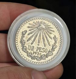 Wow 🤩!! 1926 Mexico Silver 1 Peso Coin (.720 Silver) – Vintage Mexican Coin – Collector Piece !