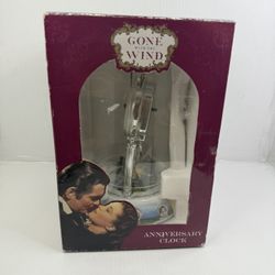 Gone With The Wind Anniversary Clock w/Horse & Carriage Pendulums