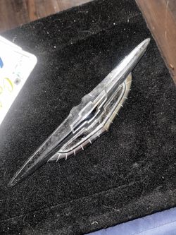 1950 Chevy Hood Emblem