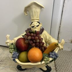 Kitchen STATUE
