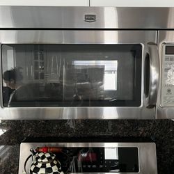 Lg Refrigerator/stove/microwave/dishwasher