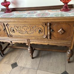 Oak Buffet 5' long
19 1/2 " deep
3' tall 