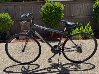 Excellent condition - Roarmaster Adventures 700c Hybrid Bike