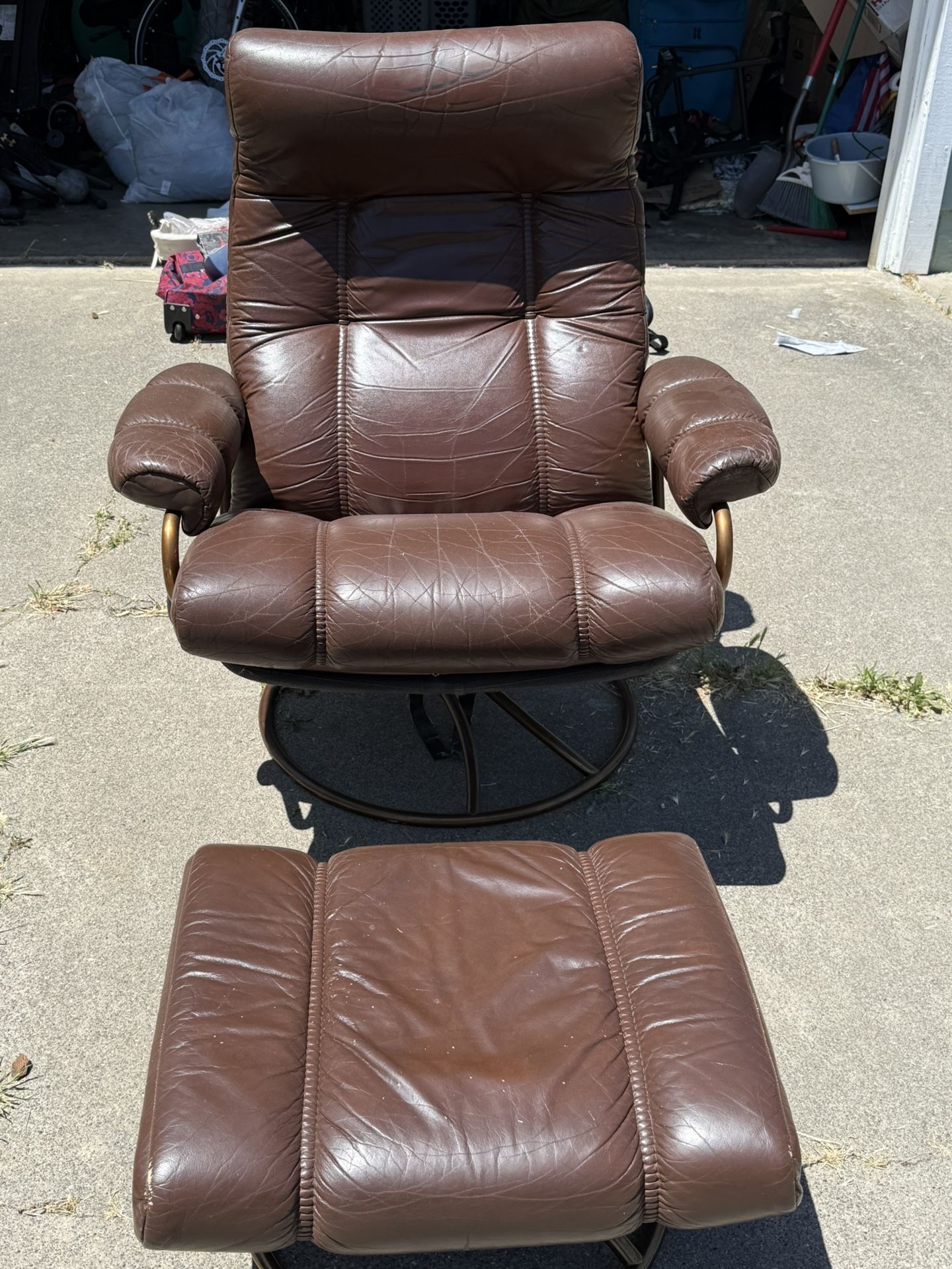 Reclining Chair & Ottoman 