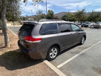 2011 Toyota Sienna