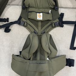 Ergobaby Carrier