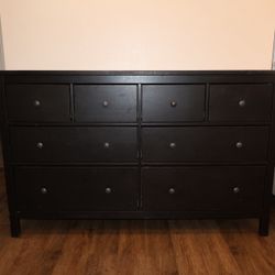 IKEA 8-Drawer Dresser (black)