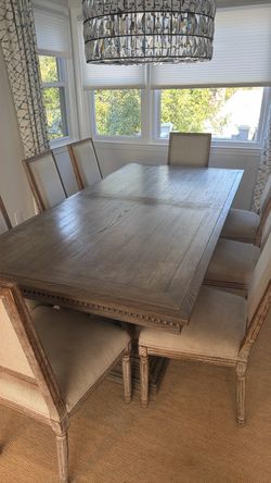 Restoration Hardware St. James Dining Table (Extendable)