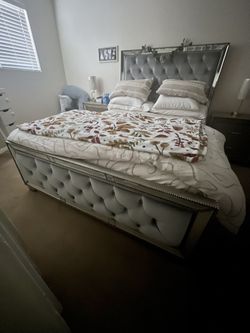 Queen Bedding For Sale!