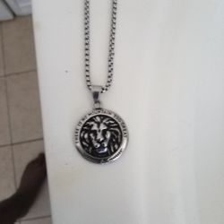 SILVER LIONS PENDENT  W CHAIN