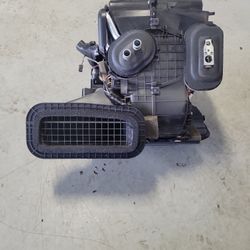 2016 Nissan Rogue HVAC box Assembly