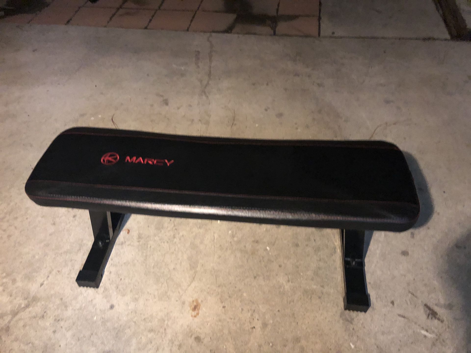 Flat bench