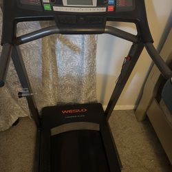 For Sale: Weslo Cadence G 5.9i Treadmill