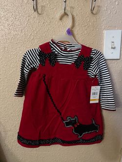 Tres estilos de Vestidos de niña nuevos 👧🏻 de 12 y 18 meses.. nuevos ..