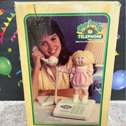 VINTAGE CABBAGE PATCH TELEPHONE IN BOX!!  AWESOME
