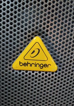 Behringer Speaker/Karaoke