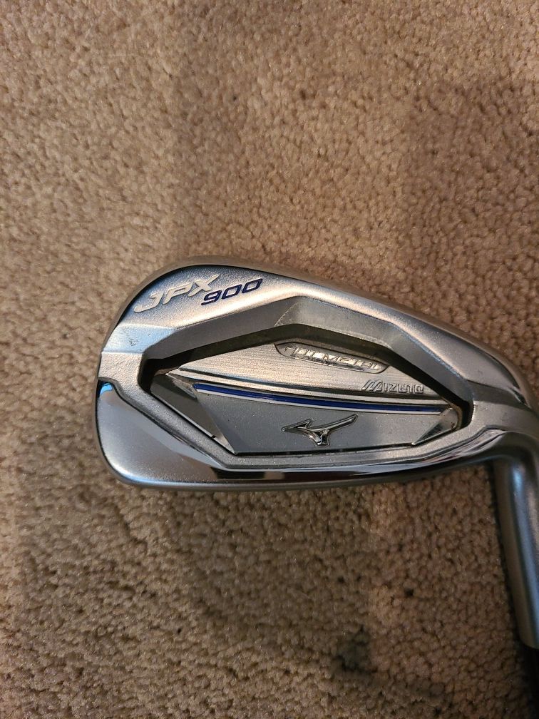 Mizuno JPX Hot Metal 7 iron regular