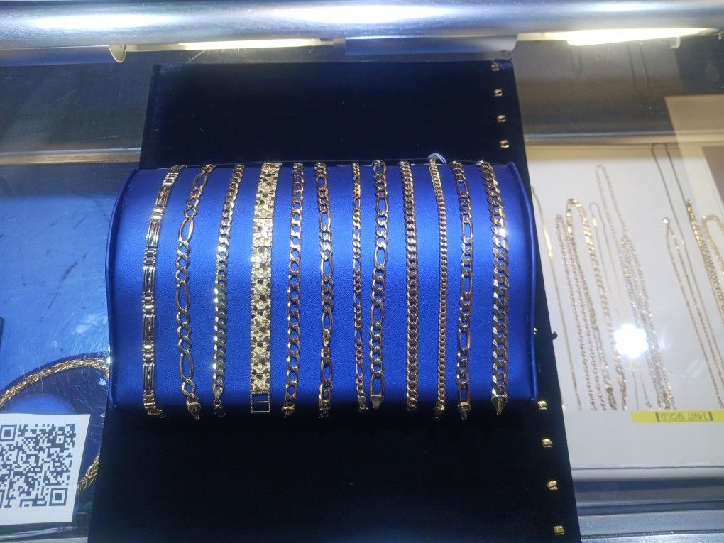 Beautiful 10k And 14k Gold Man Bracelet