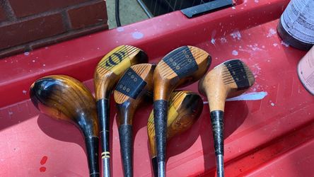 Golf clubs woods irons bag