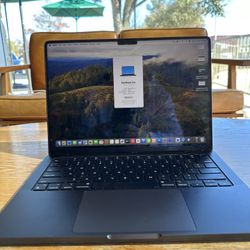 2023 MacBook Pro 500 GB
