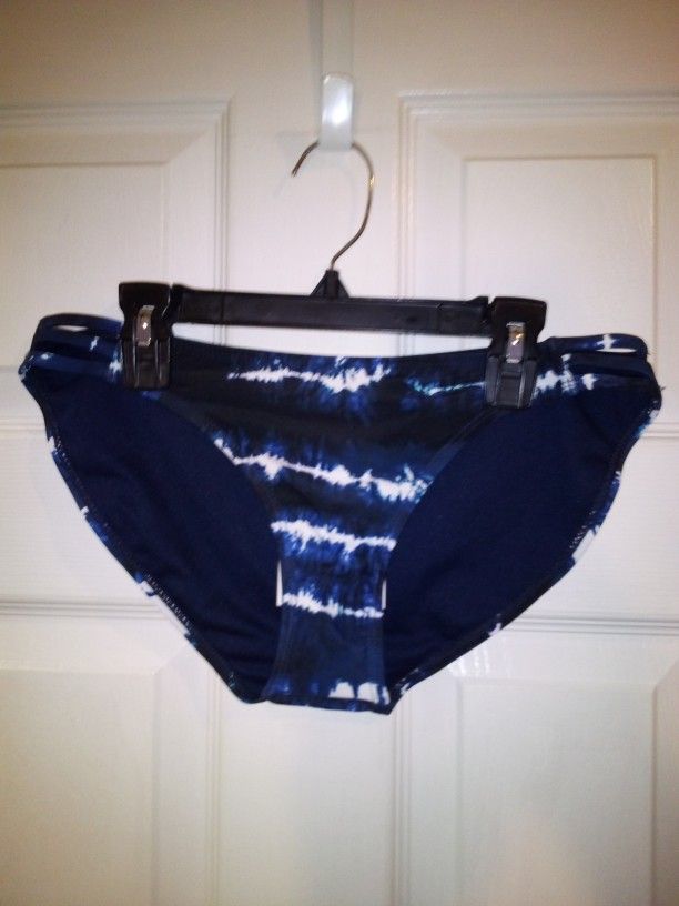 NWT Blue & White Full Coverage Bikini Bottoms Size Large