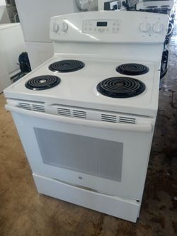GE  white coil top stove - Free delivery