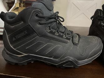 Adidas Terrex 9 1/2 Used Once