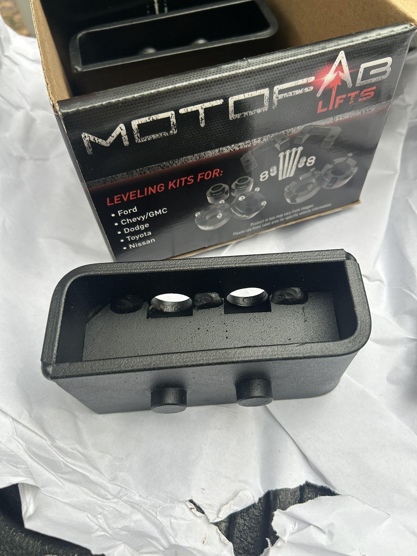 2” Ford F150 MOTOFAB LEVELING KIT
