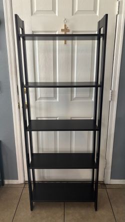 Book shelf