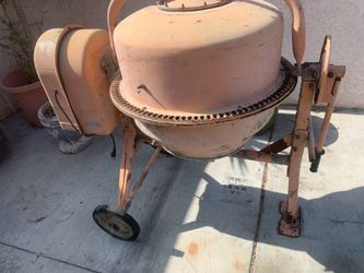 Cement mixer