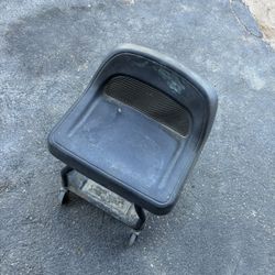 Matco Mechanic Chair
