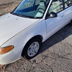 Ford Escort 97  Auto For Parts