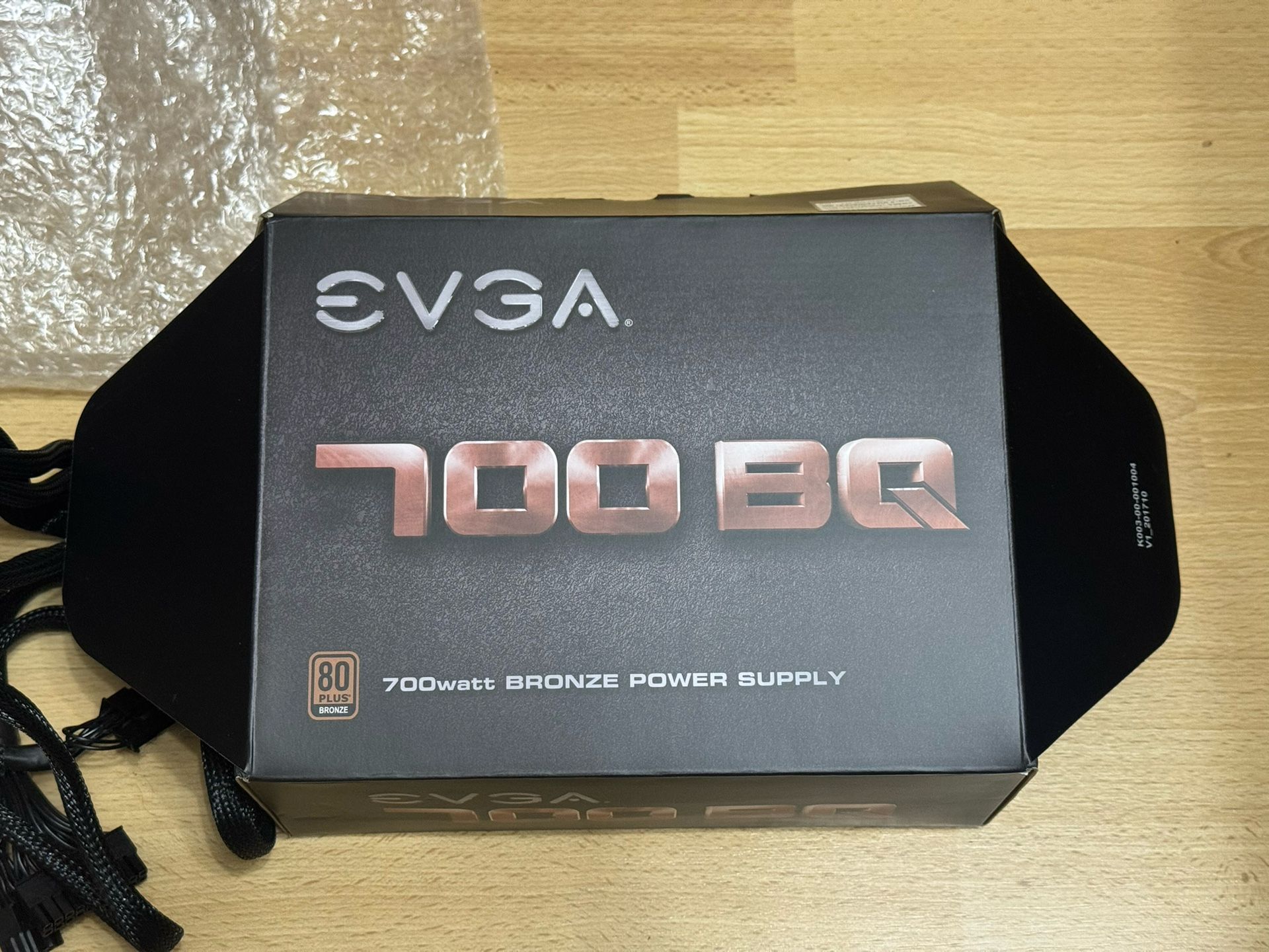 Power supply EVGA 700 BQ