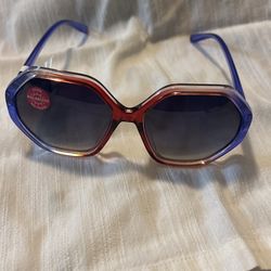 Peepers Sunglasses NWT 