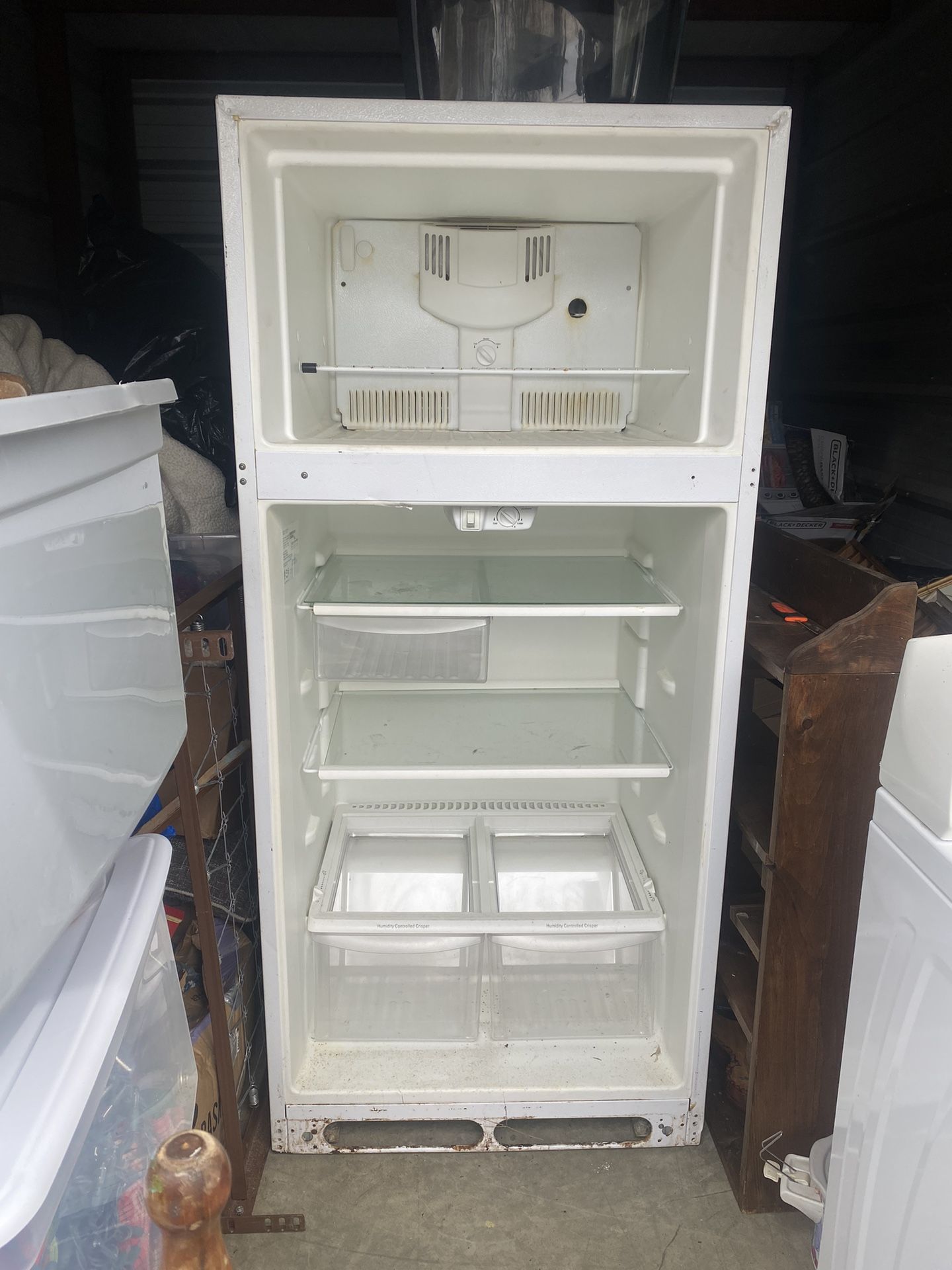Refrigerator