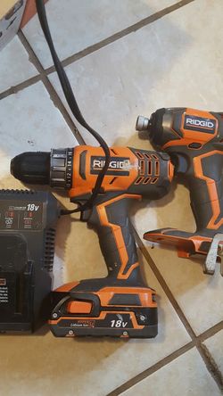 Ridgid impact and drill with battery charger and bag