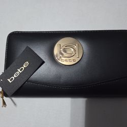 Bebe melody zip around wallet $49 retail 