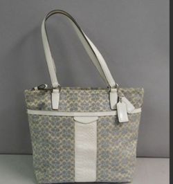 COACH CHAMBRAY WITH IVORY JACQUARD TOTE F28927