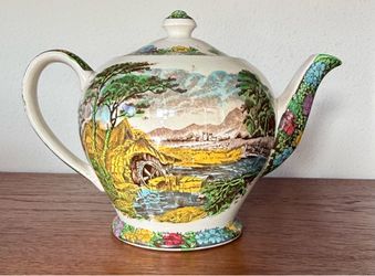 vintage teapot from SADLER of England, featuring "The Old Mill" scenic patten
